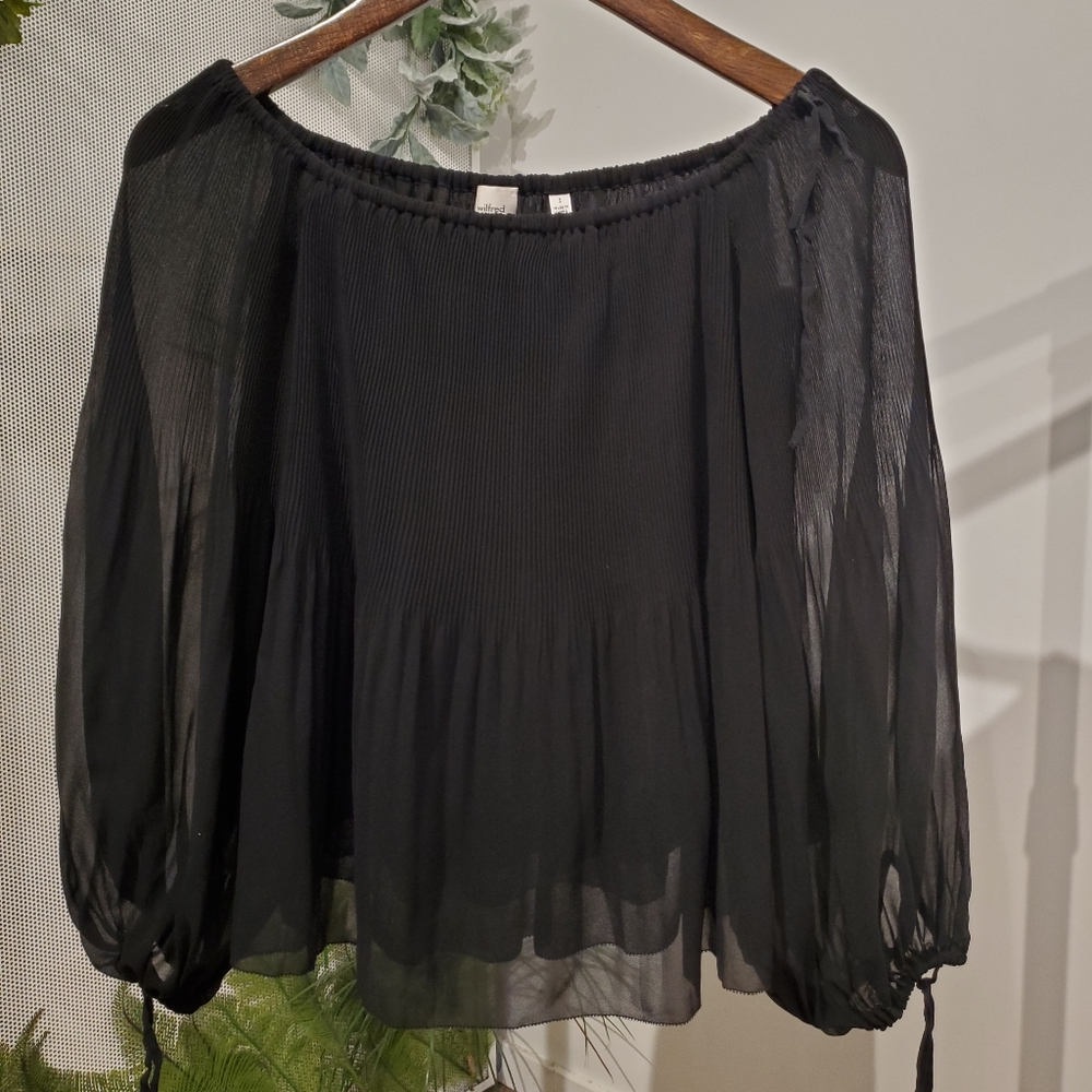 Aritzia Pleated Blouse